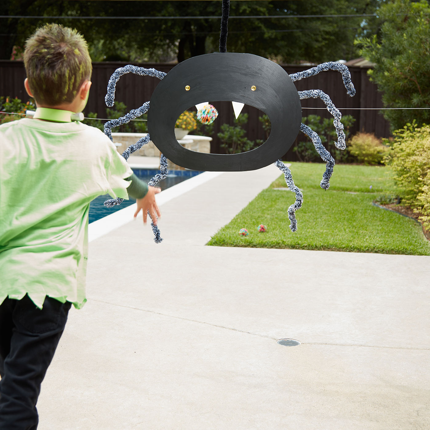 whimsy halloween spider toss game medium